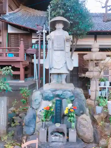 願成寺の像