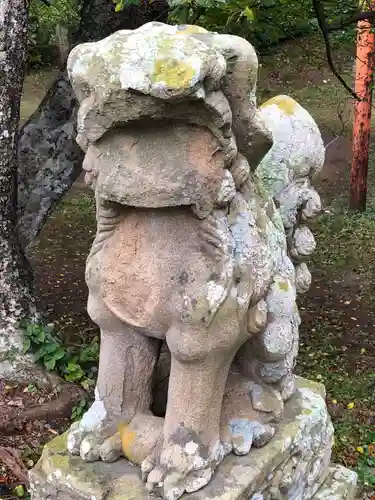 由良比女神社の狛犬