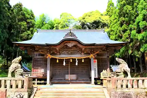 筑陽神社の本殿