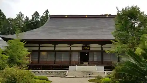 龍潭寺の本殿