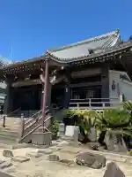 解脱寺の{uncategorized: "未分類", other: "その他", undefined: "問題あり", building: "その他建物", grave: "お墓", sacred_gate: "鳥居", guardian: "狛犬", statue: "像", buddha: "仏像", history: "歴史", nature: "自然", garden: "庭園", animal: "動物", pagoda: "塔", temizu: "手水舎", mountain_gate: "山門・神門", sanctuary: "本殿・本堂", subordinate: "末社・摂社", art: "芸術", scenery: "景色", jizo: "地蔵", ema: "絵馬", goshuin: "御朱印", omikuji: "おみくじ", items: "授与品その他", amulet: "お守り", goshuincho: "御朱印帳", eats: "食事", festival: "お祭り", votive_dance: "神楽", shichigosan: "七五三参", wedding: "結婚式", experience: "体験その他", initially: "初詣", around: "周辺", anti_infection: "感染症対策"}