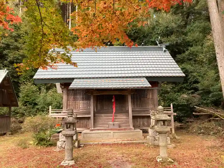 八所神社の本殿・本堂