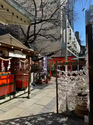 露天神社（お初天神）の{uncategorized: "未分類", other: "その他", undefined: "問題あり", building: "その他建物", grave: "お墓", sacred_gate: "鳥居", guardian: "狛犬", statue: "像", buddha: "仏像", history: "歴史", nature: "自然", garden: "庭園", animal: "動物", pagoda: "塔", temizu: "手水舎", mountain_gate: "山門・神門", sanctuary: "本殿・本堂", subordinate: "末社・摂社", art: "芸術", scenery: "景色", jizo: "地蔵", ema: "絵馬", goshuin: "御朱印", omikuji: "おみくじ", items: "授与品その他", amulet: "お守り", goshuincho: "御朱印帳", eats: "食事", festival: "お祭り", votive_dance: "神楽", shichigosan: "七五三参", wedding: "結婚式", experience: "体験その他", initially: "初詣", around: "周辺", anti_infection: "感染症対策"}