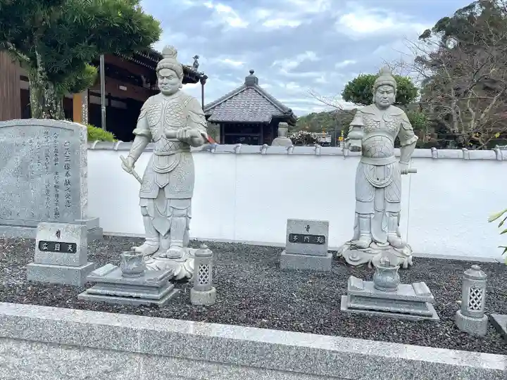 閑翁寺(三重県)