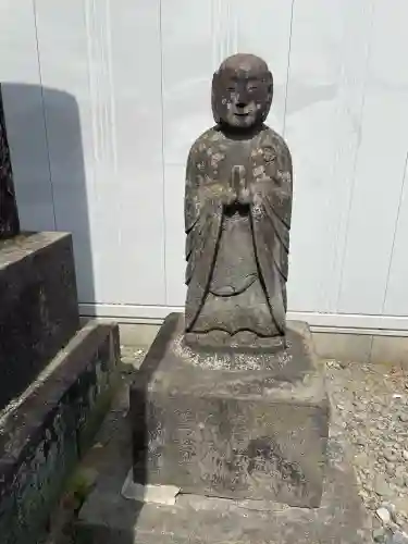 賢勝院の{uncategorized: "未分類", other: "その他", undefined: "問題あり", building: "その他建物", grave: "お墓", sacred_gate: "鳥居", guardian: "狛犬", statue: "像", buddha: "仏像", history: "歴史", nature: "自然", garden: "庭園", animal: "動物", pagoda: "塔", temizu: "手水舎", mountain_gate: "山門・神門", sanctuary: "本殿・本堂", subordinate: "末社・摂社", art: "芸術", scenery: "景色", jizo: "地蔵", ema: "絵馬", goshuin: "御朱印", omikuji: "おみくじ", items: "授与品その他", amulet: "お守り", goshuincho: "御朱印帳", eats: "食事", festival: "お祭り", votive_dance: "神楽", shichigosan: "七五三参", wedding: "結婚式", experience: "体験その他", initially: "初詣", around: "周辺", anti_infection: "感染症対策"}