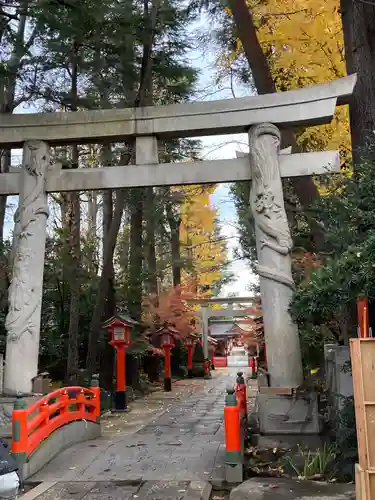 馬橋稲荷神社の鳥居