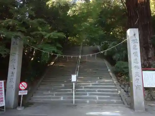 柞原八幡宮の建物その他