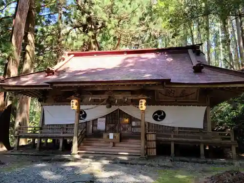 古殿八幡神社の本殿・本堂