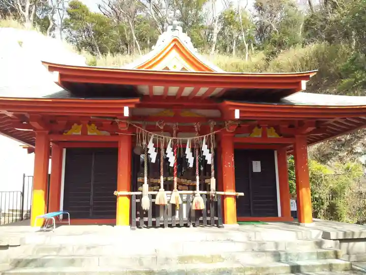 雷神社の本殿・本堂