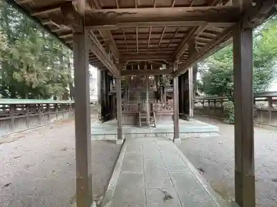 總社神社の{uncategorized: "未分類", other: "その他", undefined: "問題あり", building: "その他建物", grave: "お墓", sacred_gate: "鳥居", guardian: "狛犬", statue: "像", buddha: "仏像", history: "歴史", nature: "自然", garden: "庭園", animal: "動物", pagoda: "塔", temizu: "手水舎", mountain_gate: "山門・神門", sanctuary: "本殿・本堂", subordinate: "末社・摂社", art: "芸術", scenery: "景色", jizo: "地蔵", ema: "絵馬", goshuin: "御朱印", omikuji: "おみくじ", items: "授与品その他", amulet: "お守り", goshuincho: "御朱印帳", eats: "食事", festival: "お祭り", votive_dance: "神楽", shichigosan: "七五三参", wedding: "結婚式", experience: "体験その他", initially: "初詣", around: "周辺", anti_infection: "感染症対策"}