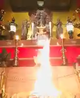 成田山瀧泉寺の仏像