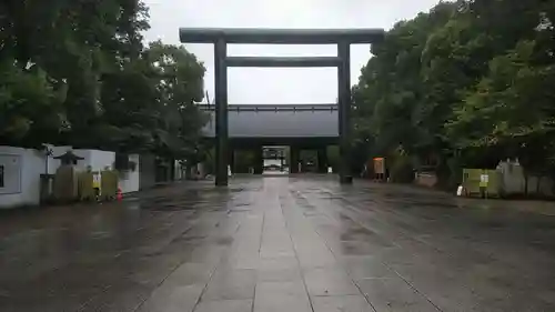 靖國神社の鳥居