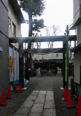 諏訪神社の鳥居