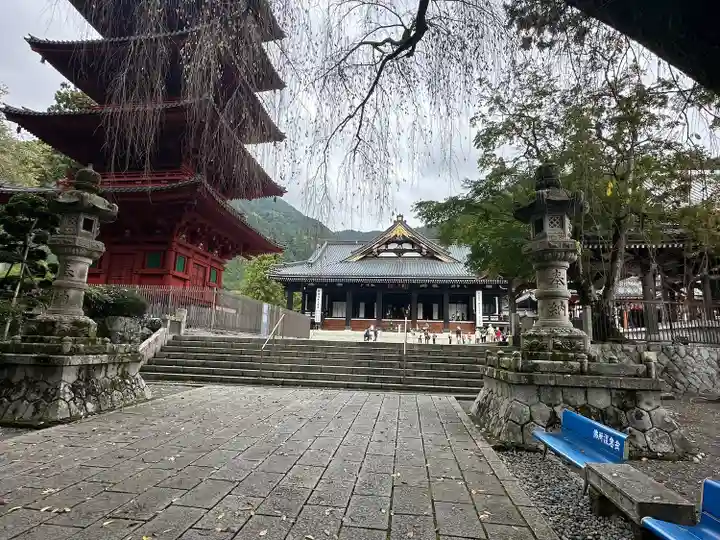 久遠寺(山梨県)