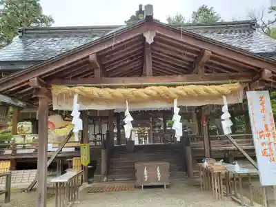 大和神社の本殿・本堂