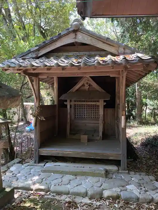 勝雄天満神社の末社・摂社