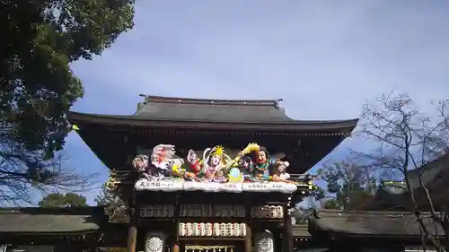 寒川神社の山門・神門