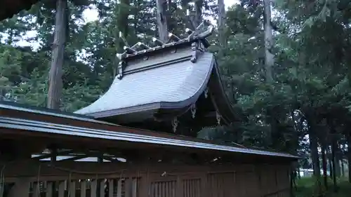 手接神社の本殿