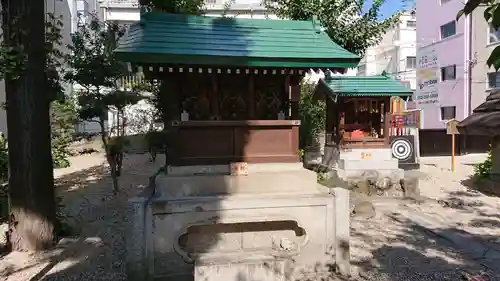 三輪神社の末社・摂社