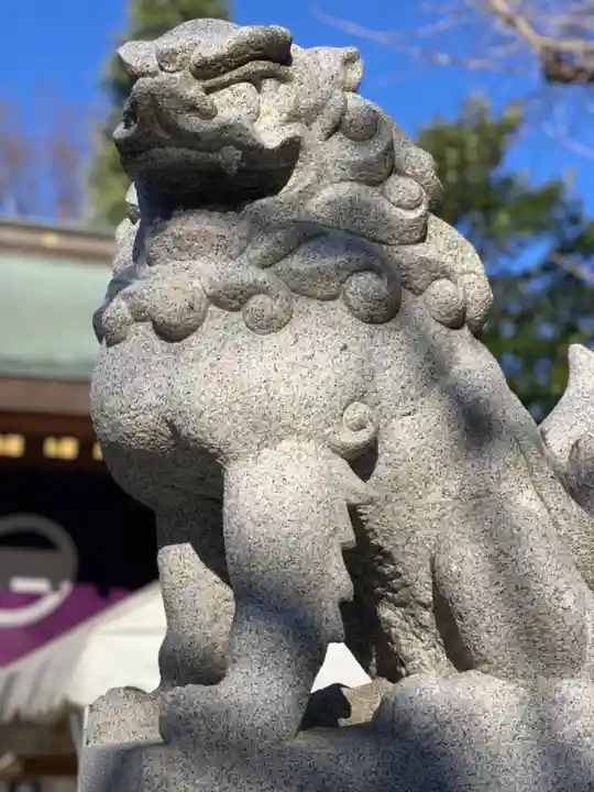 新田神社の狛犬