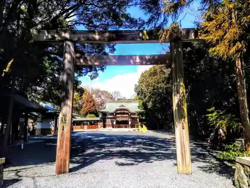 氷上姉子神社（熱田神宮摂社）の鳥居