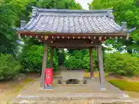 八幡社(堀之内)の手水舎