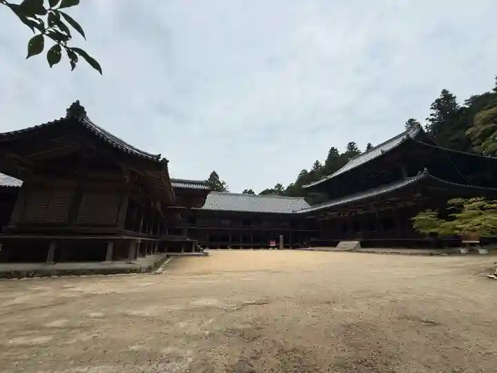 圓教寺の{uncategorized: "未分類", other: "その他", undefined: "問題あり", building: "その他建物", grave: "お墓", sacred_gate: "鳥居", guardian: "狛犬", statue: "像", buddha: "仏像", history: "歴史", nature: "自然", garden: "庭園", animal: "動物", pagoda: "塔", temizu: "手水舎", mountain_gate: "山門・神門", sanctuary: "本殿・本堂", subordinate: "末社・摂社", art: "芸術", scenery: "景色", jizo: "地蔵", ema: "絵馬", goshuin: "御朱印", omikuji: "おみくじ", items: "授与品その他", amulet: "お守り", goshuincho: "御朱印帳", eats: "食事", festival: "お祭り", votive_dance: "神楽", shichigosan: "七五三参", wedding: "結婚式", experience: "体験その他", initially: "初詣", around: "周辺", anti_infection: "感染症対策"}