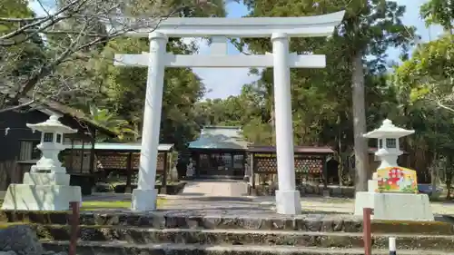 益救神社の鳥居