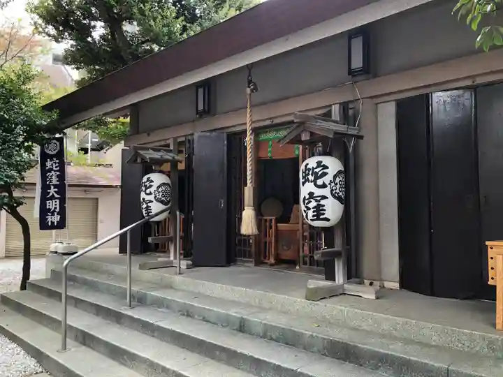 蛇窪神社の本殿・本堂