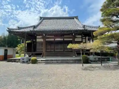 法泉寺の{uncategorized: "未分類", other: "その他", undefined: "問題あり", building: "その他建物", grave: "お墓", sacred_gate: "鳥居", guardian: "狛犬", statue: "像", buddha: "仏像", history: "歴史", nature: "自然", garden: "庭園", animal: "動物", pagoda: "塔", temizu: "手水舎", mountain_gate: "山門・神門", sanctuary: "本殿・本堂", subordinate: "末社・摂社", art: "芸術", scenery: "景色", jizo: "地蔵", ema: "絵馬", goshuin: "御朱印", omikuji: "おみくじ", items: "授与品その他", amulet: "お守り", goshuincho: "御朱印帳", eats: "食事", festival: "お祭り", votive_dance: "神楽", shichigosan: "七五三参", wedding: "結婚式", experience: "体験その他", initially: "初詣", around: "周辺", anti_infection: "感染症対策"}