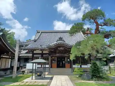 長泉寺の本殿・本堂