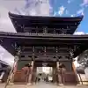 清凉寺の山門・神門