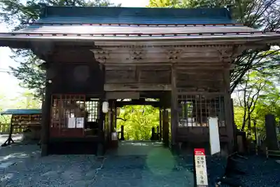碓氷峠熊野神社の山門・神門