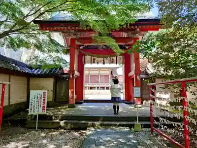 柞原八幡宮の山門・神門