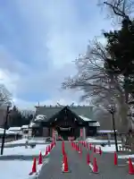 千歳神社の{uncategorized: "未分類", other: "その他", undefined: "問題あり", building: "その他建物", grave: "お墓", sacred_gate: "鳥居", guardian: "狛犬", statue: "像", buddha: "仏像", history: "歴史", nature: "自然", garden: "庭園", animal: "動物", pagoda: "塔", temizu: "手水舎", mountain_gate: "山門・神門", sanctuary: "本殿・本堂", subordinate: "末社・摂社", art: "芸術", scenery: "景色", jizo: "地蔵", ema: "絵馬", goshuin: "御朱印", omikuji: "おみくじ", items: "授与品その他", amulet: "お守り", goshuincho: "御朱印帳", eats: "食事", festival: "お祭り", votive_dance: "神楽", shichigosan: "七五三参", wedding: "結婚式", experience: "体験その他", initially: "初詣", around: "周辺", anti_infection: "感染症対策"}