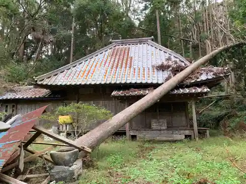 滝ノ谷不動尊の本殿・本堂