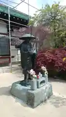 長源寺の像