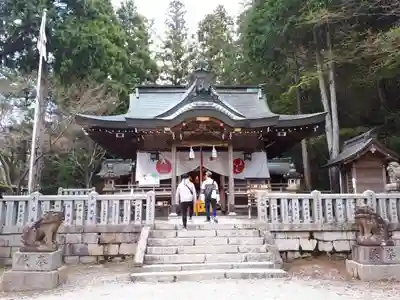 湯泉神社の本殿・本堂