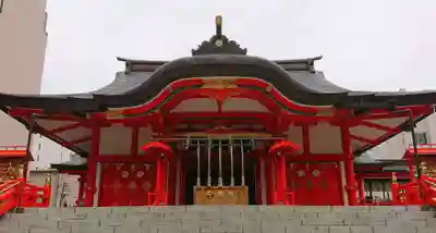 花園神社の本殿・本堂