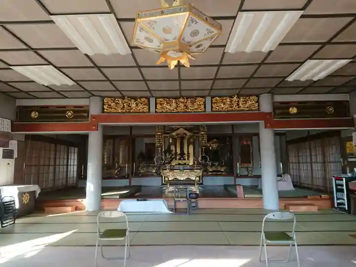 興蓮寺の本殿・本堂