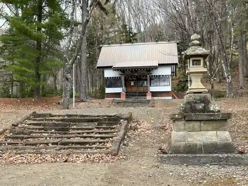 温根湯神社の本殿