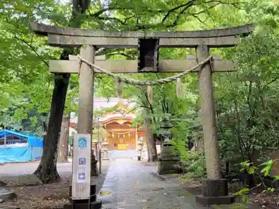 小金井神社の鳥居