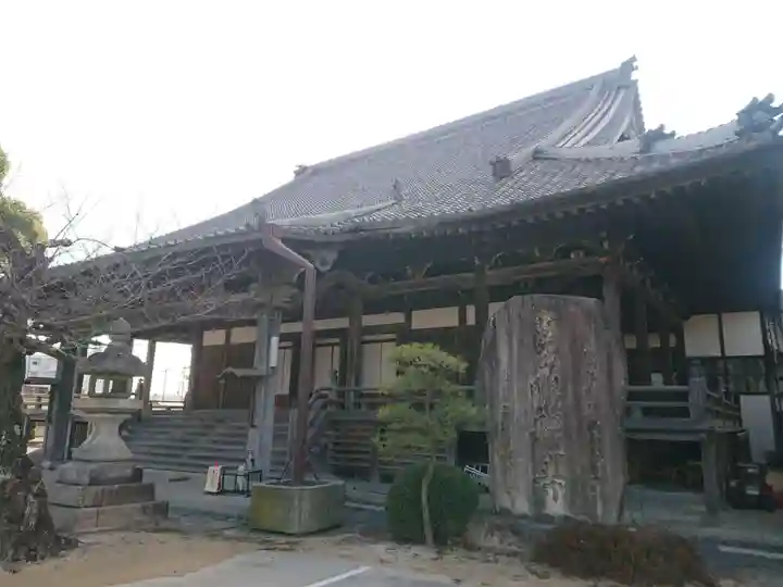 勝鬘寺の本殿・本堂