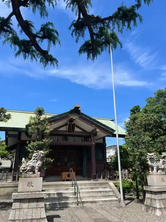 熊野神社の{uncategorized: "未分類", other: "その他", undefined: "問題あり", building: "その他建物", grave: "お墓", sacred_gate: "鳥居", guardian: "狛犬", statue: "像", buddha: "仏像", history: "歴史", nature: "自然", garden: "庭園", animal: "動物", pagoda: "塔", temizu: "手水舎", mountain_gate: "山門・神門", sanctuary: "本殿・本堂", subordinate: "末社・摂社", art: "芸術", scenery: "景色", jizo: "地蔵", ema: "絵馬", goshuin: "御朱印", omikuji: "おみくじ", items: "授与品その他", amulet: "お守り", goshuincho: "御朱印帳", eats: "食事", festival: "お祭り", votive_dance: "神楽", shichigosan: "七五三参", wedding: "結婚式", experience: "体験その他", initially: "初詣", around: "周辺", anti_infection: "感染症対策"}