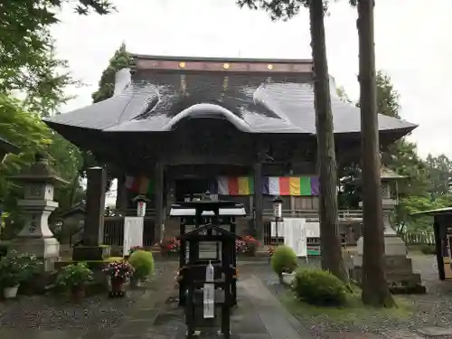 如法寺（鳥追観音）の本殿・本堂