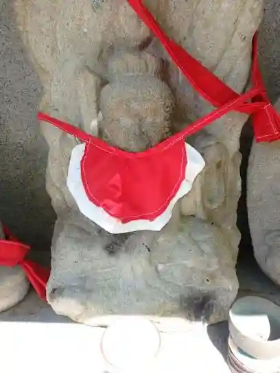 荒田口不動尊の地蔵