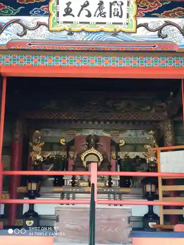 中山寺の本殿・本堂