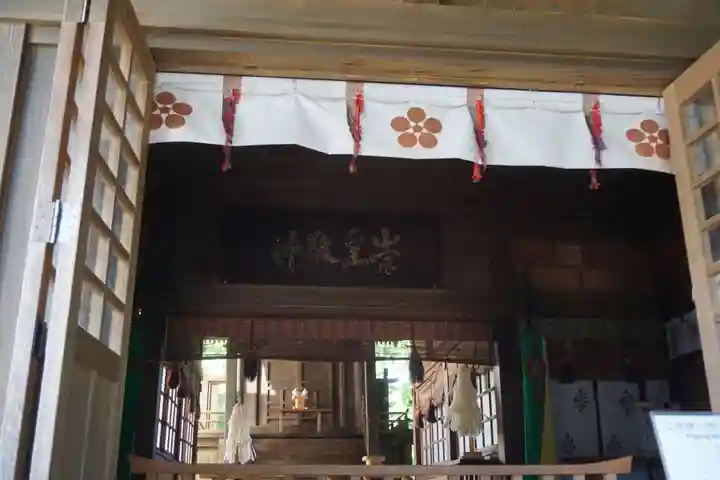 山崎菅原神社の本殿・本堂