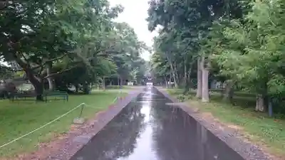 靜内神社の周辺