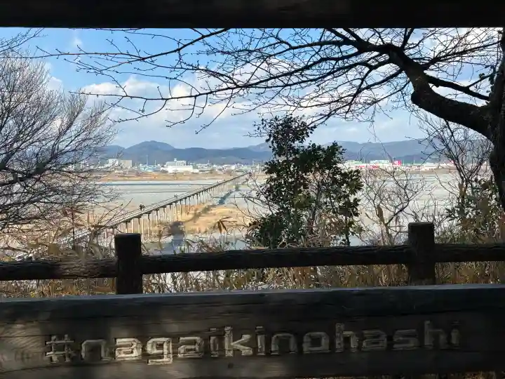 大井神社の{uncategorized: "未分類", other: "その他", undefined: "問題あり", building: "その他建物", grave: "お墓", sacred_gate: "鳥居", guardian: "狛犬", statue: "像", buddha: "仏像", history: "歴史", nature: "自然", garden: "庭園", animal: "動物", pagoda: "塔", temizu: "手水舎", mountain_gate: "山門・神門", sanctuary: "本殿・本堂", subordinate: "末社・摂社", art: "芸術", scenery: "景色", jizo: "地蔵", ema: "絵馬", goshuin: "御朱印", omikuji: "おみくじ", items: "授与品その他", amulet: "お守り", goshuincho: "御朱印帳", eats: "食事", festival: "お祭り", votive_dance: "神楽", shichigosan: "七五三参", wedding: "結婚式", experience: "体験その他", initially: "初詣", around: "周辺", anti_infection: "感染症対策"}